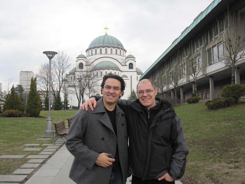 Con Juan Gabriel Vásquez, Belgrado. Febrero 2010